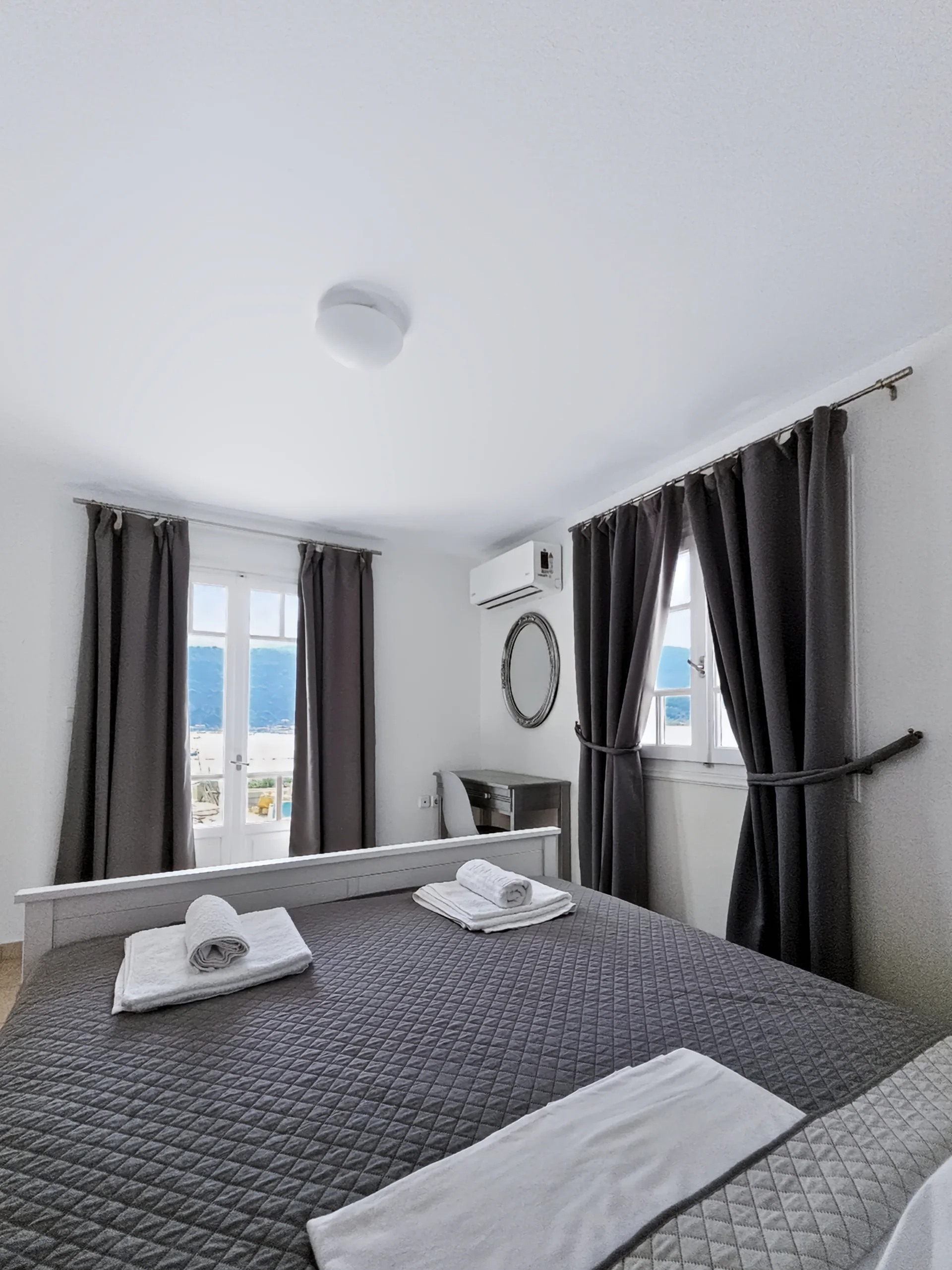 Apartment 5: prepared double bedroom at Chakalaka Resort in Geni