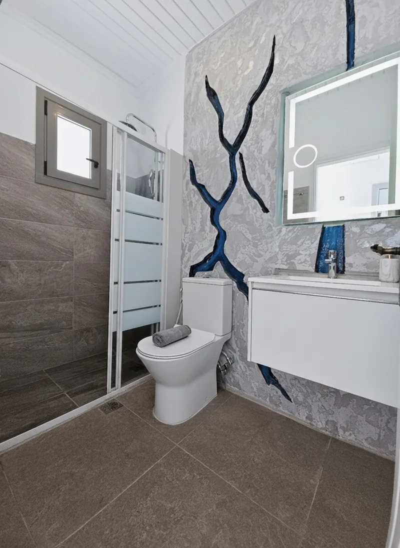 Studio 14: bright private bathroom with a walk-in shower