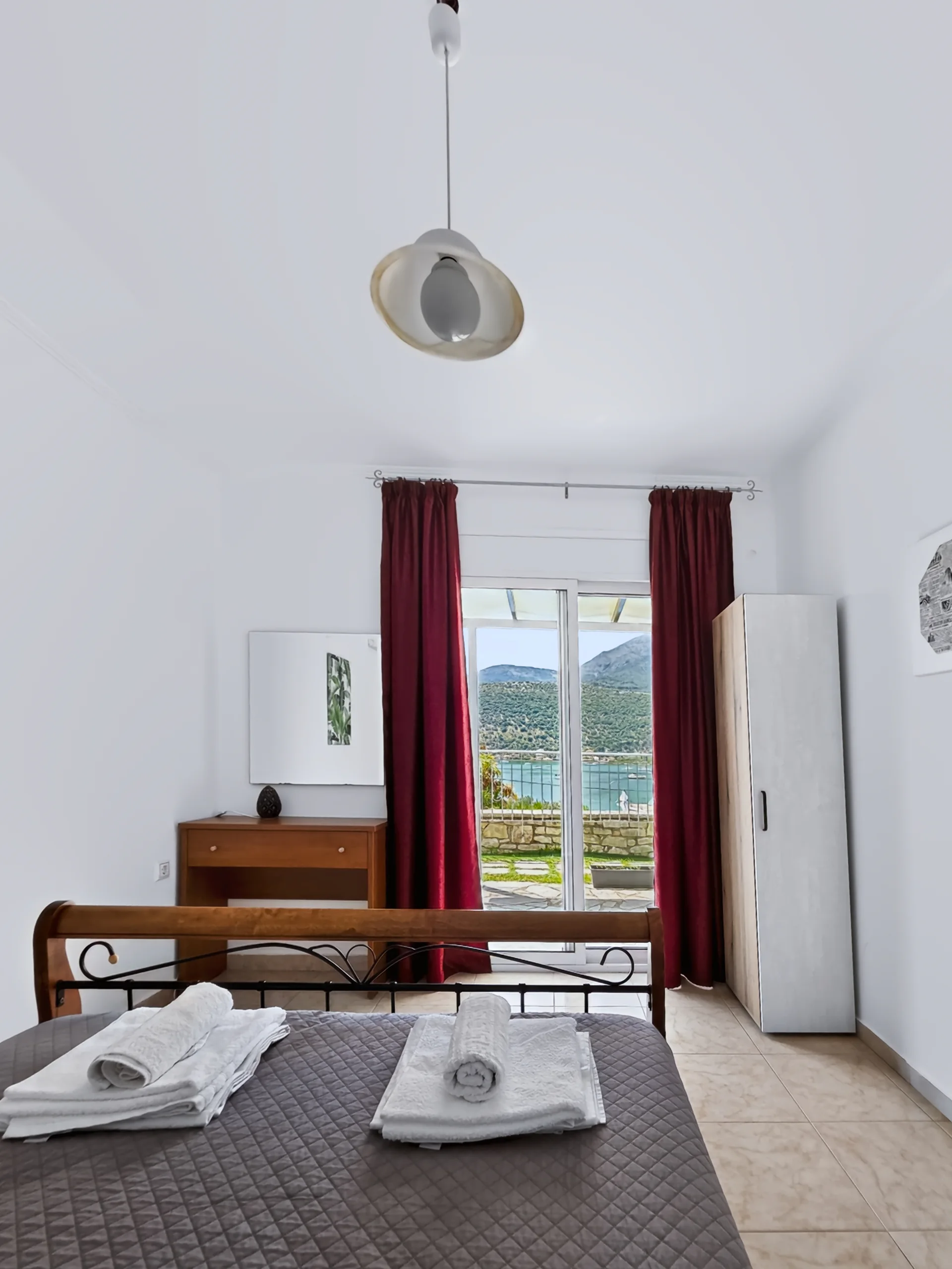 Villa 1: second double bedroom prepared for guests